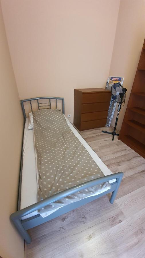 Aqua Apartman Tiszaújváros エクステリア 写真