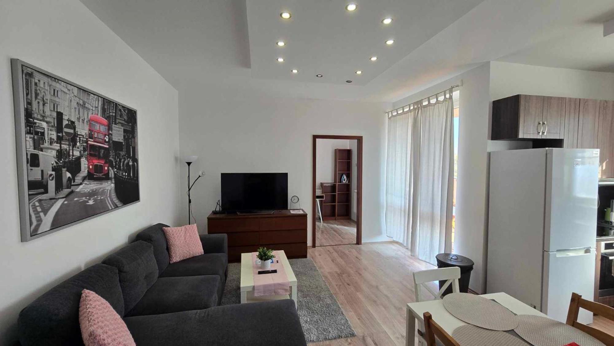 Aqua Apartman Tiszaújváros エクステリア 写真