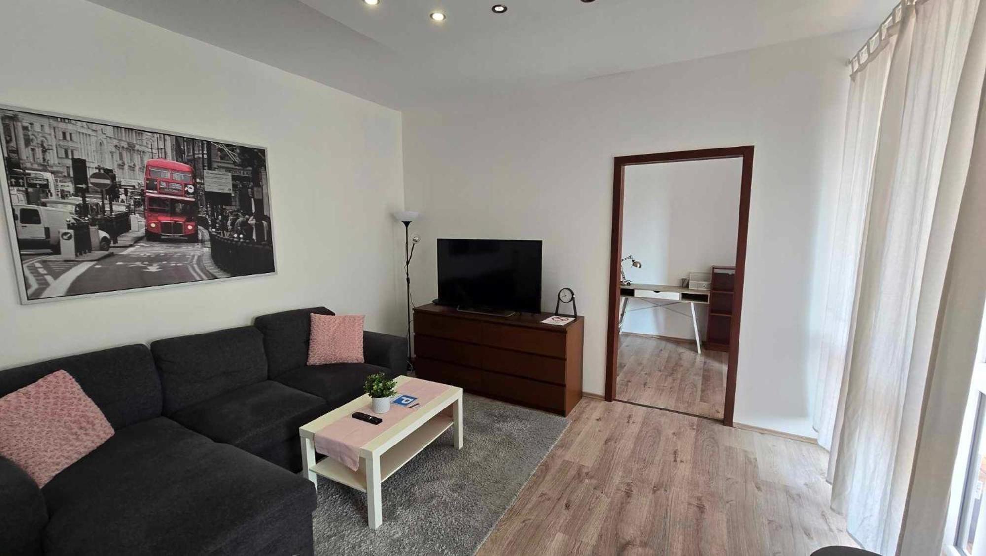 Aqua Apartman Tiszaújváros エクステリア 写真