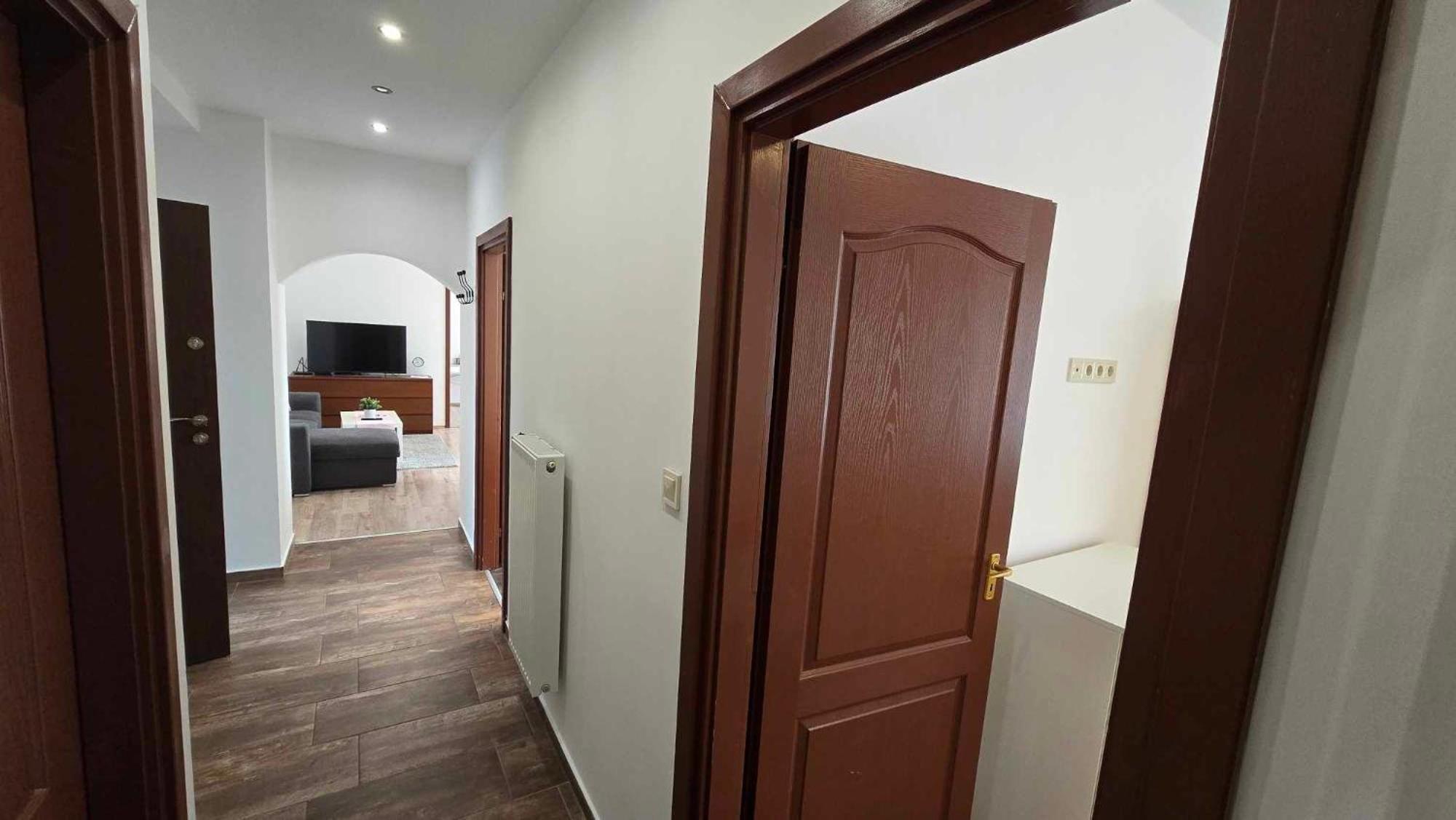 Aqua Apartman Tiszaújváros エクステリア 写真