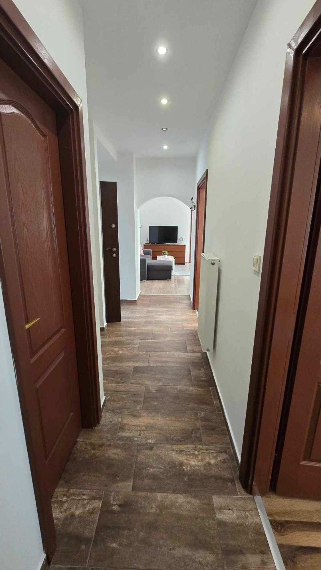 Aqua Apartman Tiszaújváros エクステリア 写真